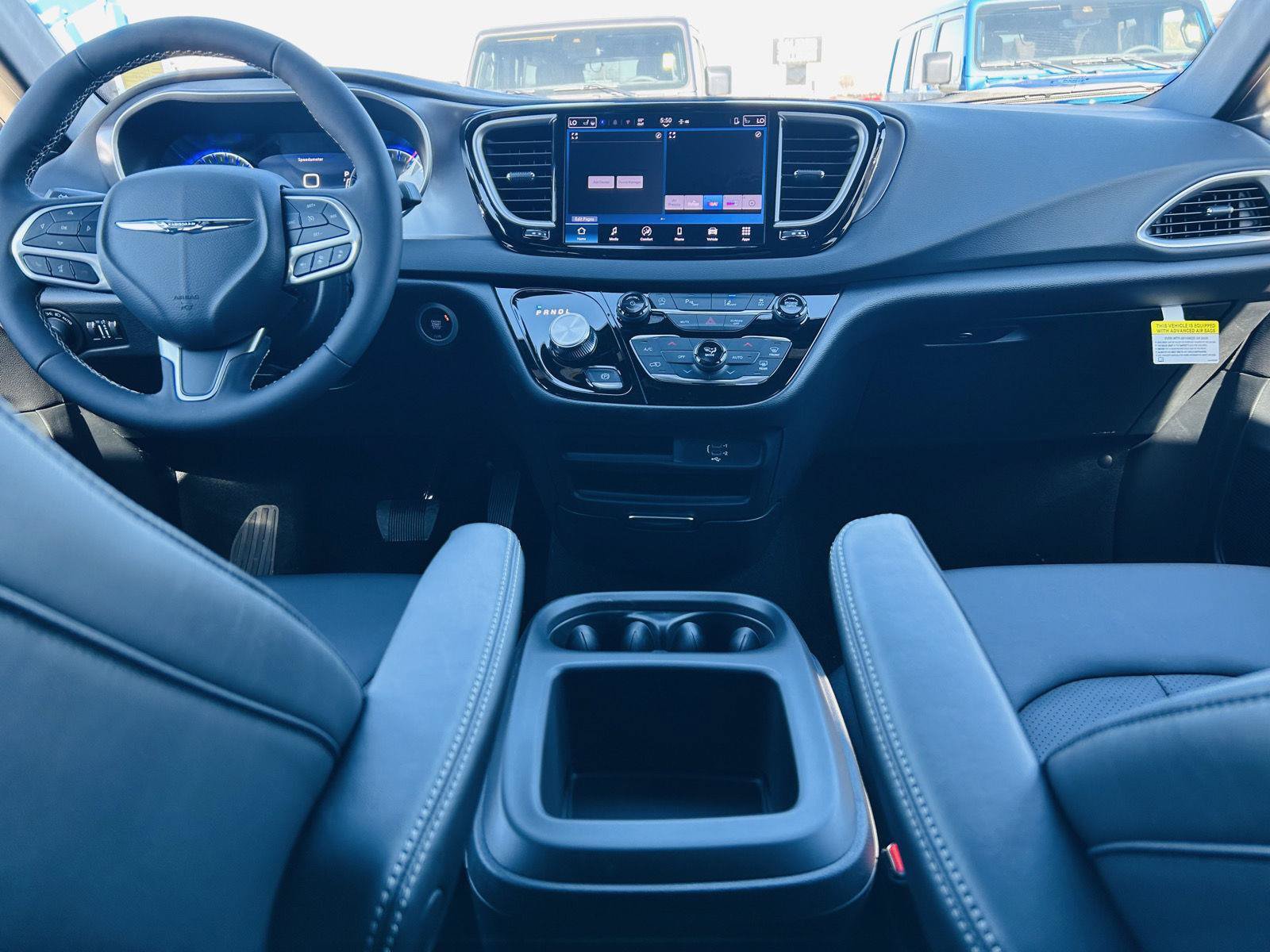 New 2026 Chrysler Voyager LX FWD image 25