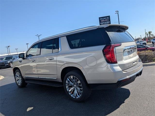 Used 2021 GMC Yukon XL SLT w/ SLT Luxury Plus Package image 6