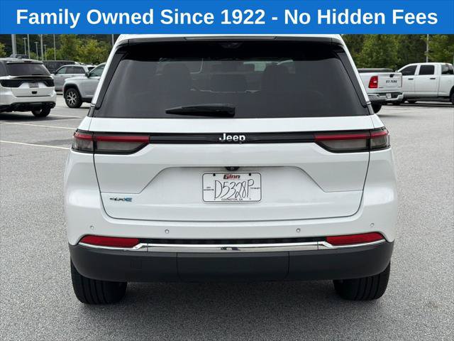 Certified 2022 Jeep Grand Cherokee Limited 4xe w/ Luxury Tech Group II AWD/4WD image 6