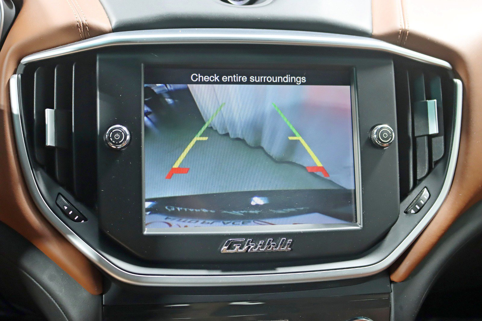 Used 2014 Maserati Ghibli S Q4 AWD/4WD image 18
