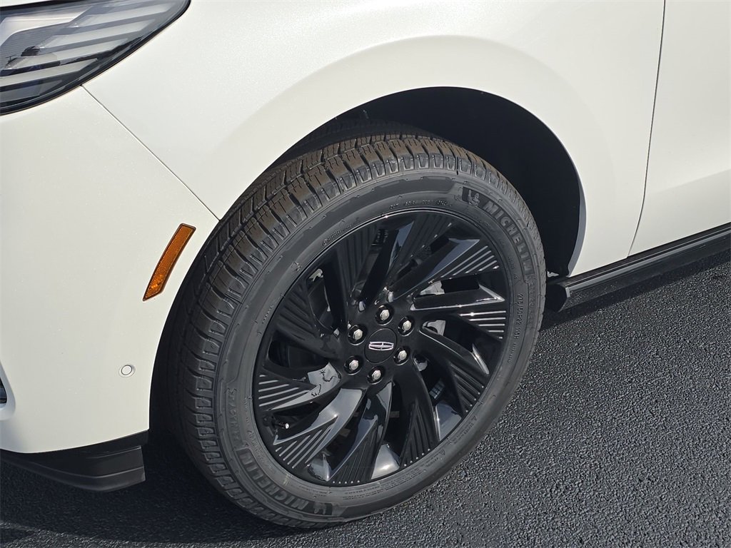 New 2025 Lincoln Navigator L Reserve w/ Jet Appearance Package image 15