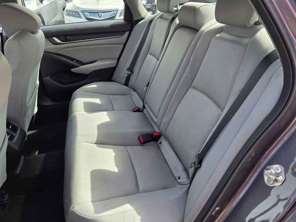 Used 2018 Honda Accord EX image 15