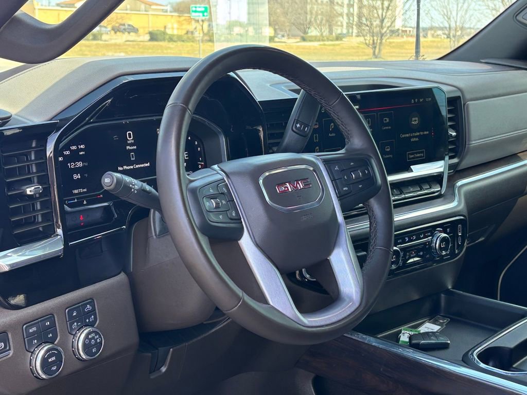 Used 2025 GMC Sierra 2500 SLT AWD/4WD image 8