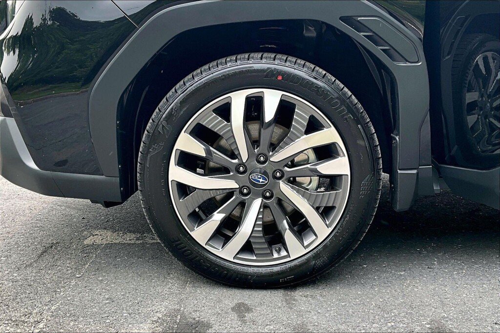 New 2026 Subaru Forester Touring AWD/4WD image 9