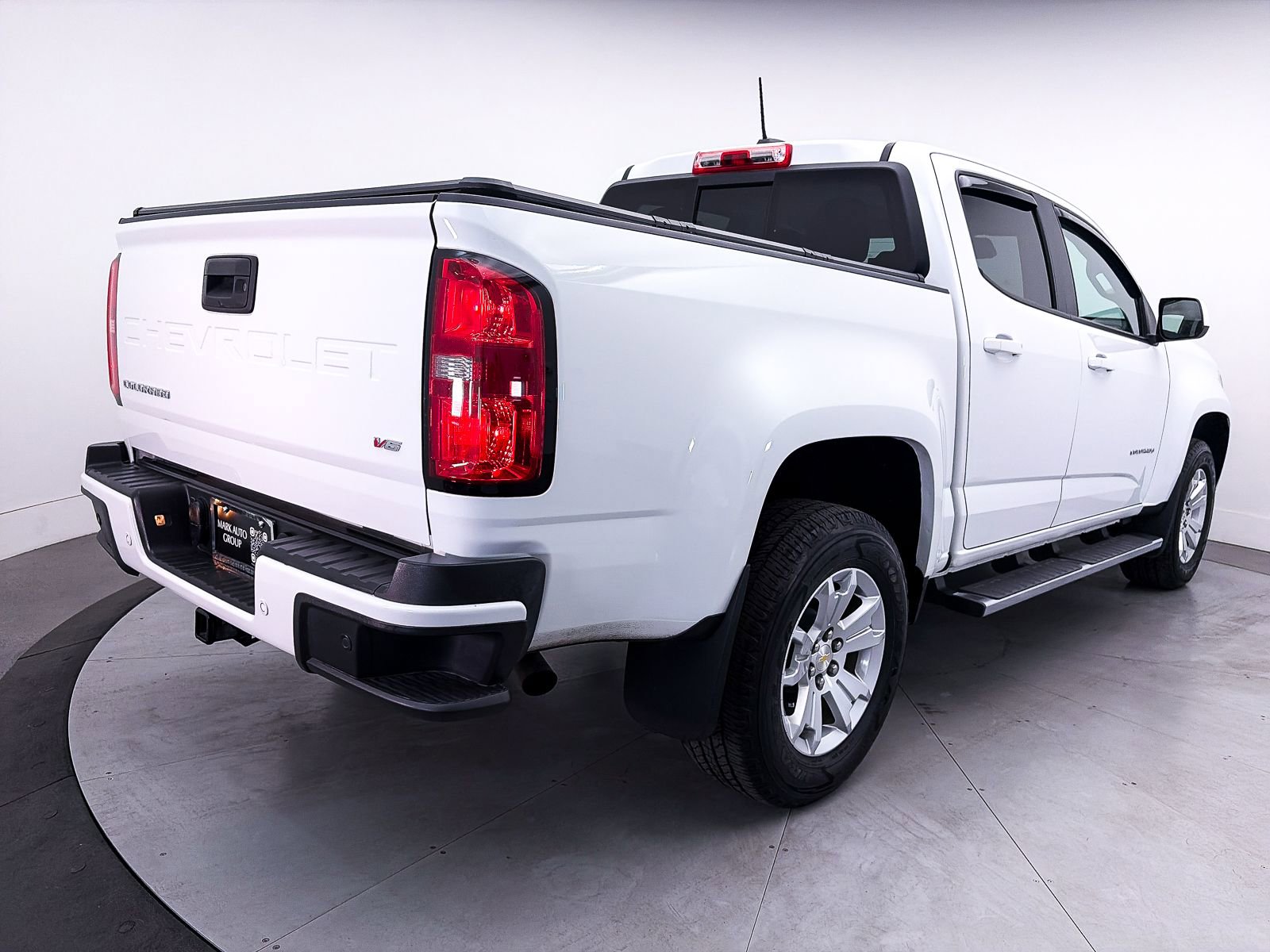 Used 2021 Chevrolet Colorado LT w/ Safety Package RWD image 14