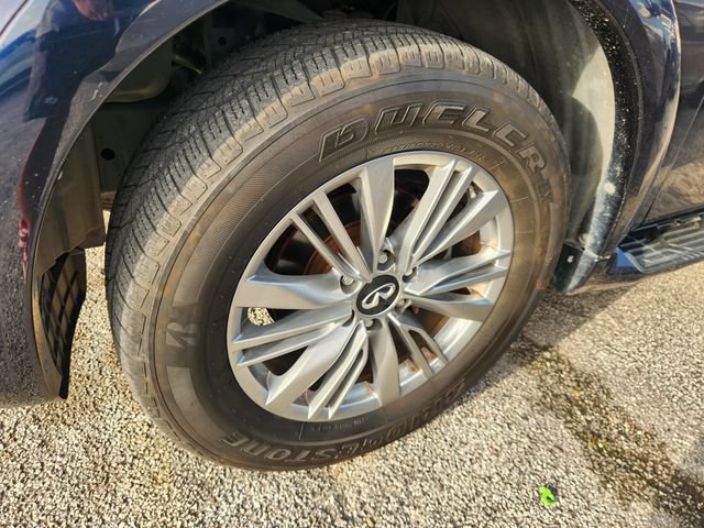 Used 2018 INFINITI QX80 2WD w/ Driver Assistance Package image 10