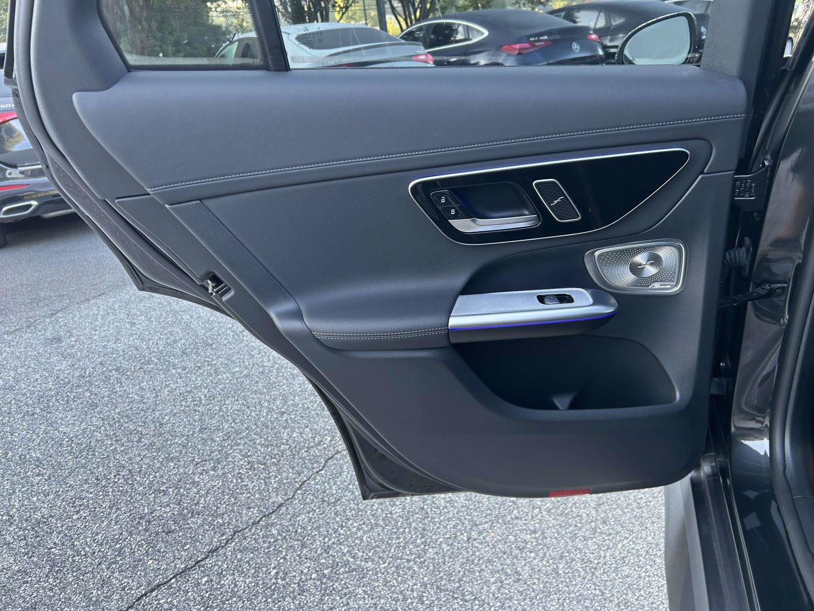 Certified 2025 Mercedes-Benz GLC 300 image 39