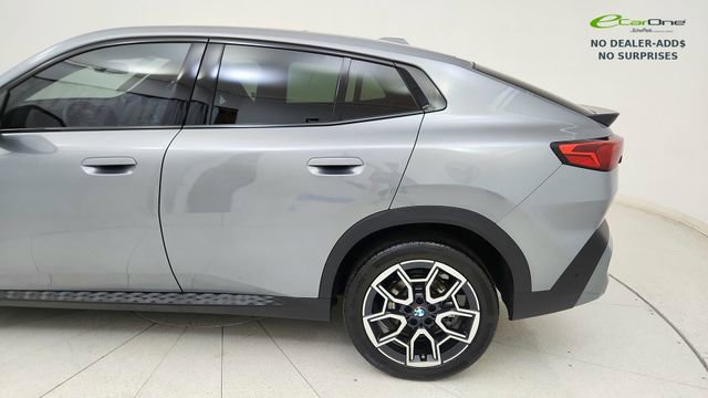 Used 2025 BMW X2 xDrive28i image 10