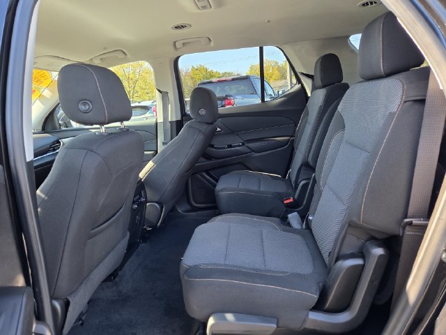 Used 2020 Chevrolet Traverse LT FWD image 13