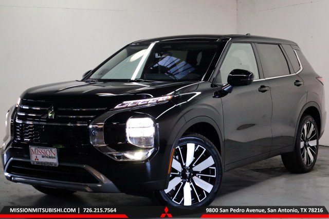 New 2025 Mitsubishi Outlander SE