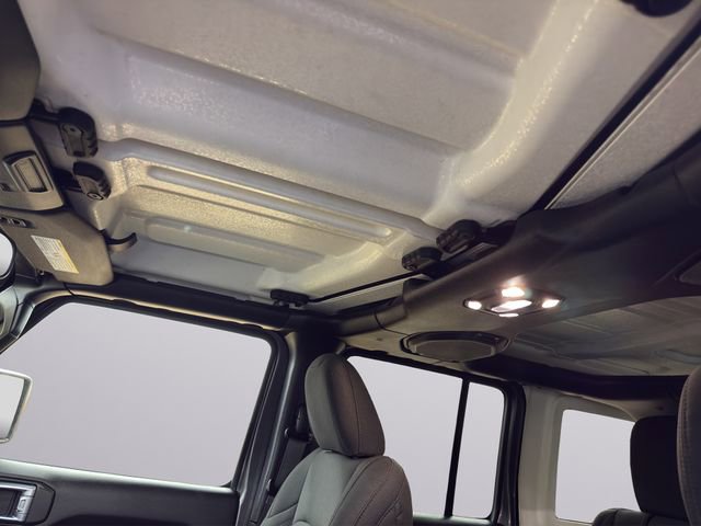 Used 2021 Jeep Wrangler Unlimited Sport AWD/4WD image 37