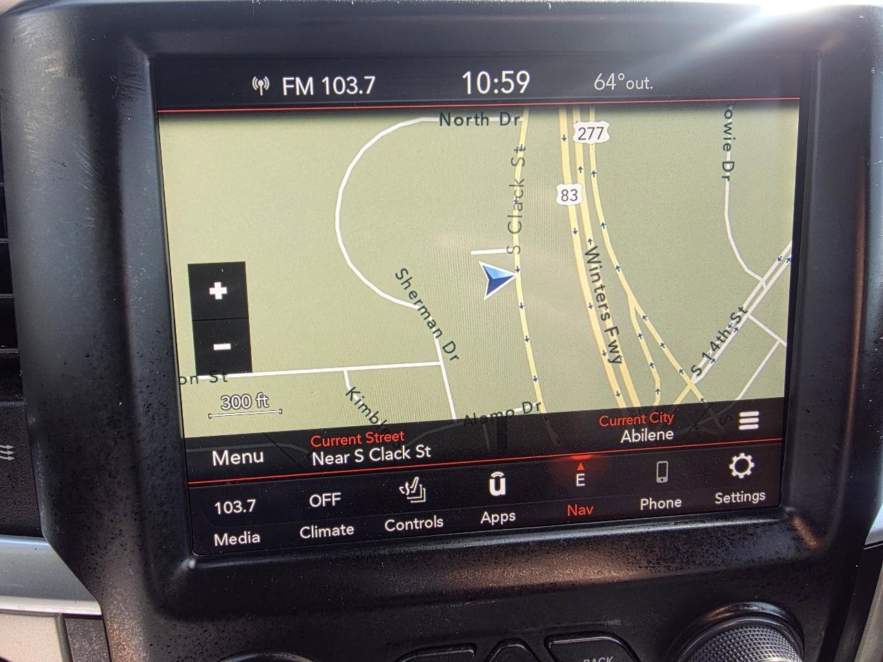 Used 2018 RAM 1500 SLT image 19