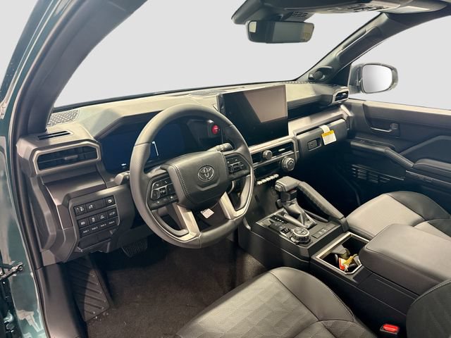 New 2025 Toyota 4Runner TRD Off-Road Premium AWD/4WD image 8