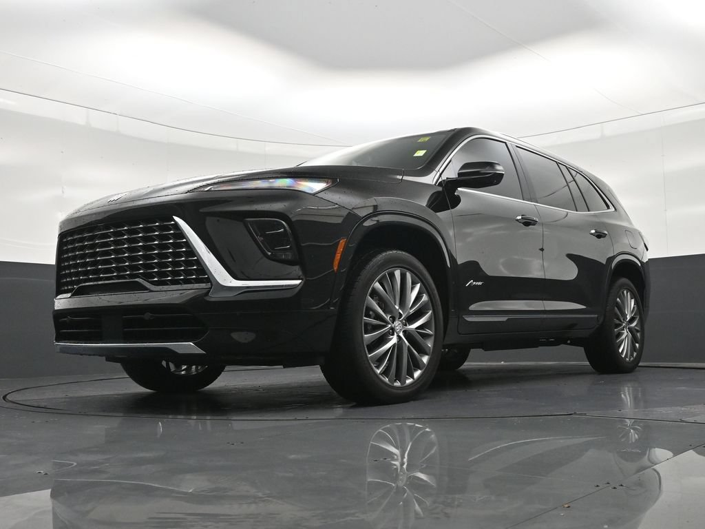 Used 2025 Buick Enclave Avenir w/ Trailering Package, 5000 lbs. FWD image 25