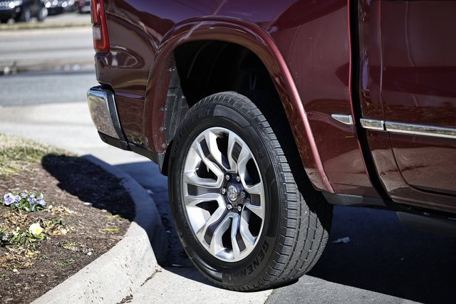 Used 2022 RAM 1500 Limited image 12