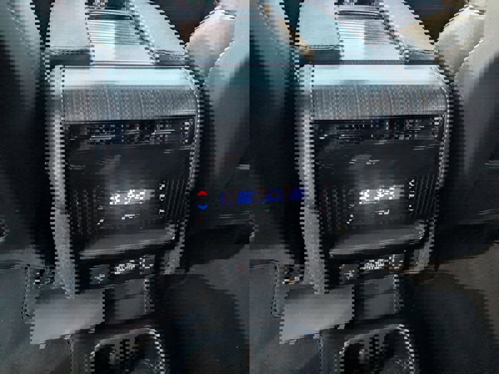 Used 2024 Jeep Wagoneer Series II image 24