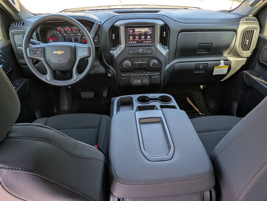 New 2026 Chevrolet Silverado 1500 Custom w/ LPO, Dark Essentials Package RWD image 5