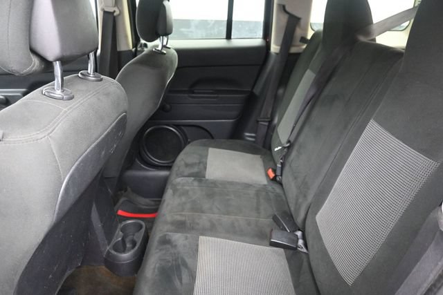 Used 2016 Jeep Patriot Sport FWD image 18