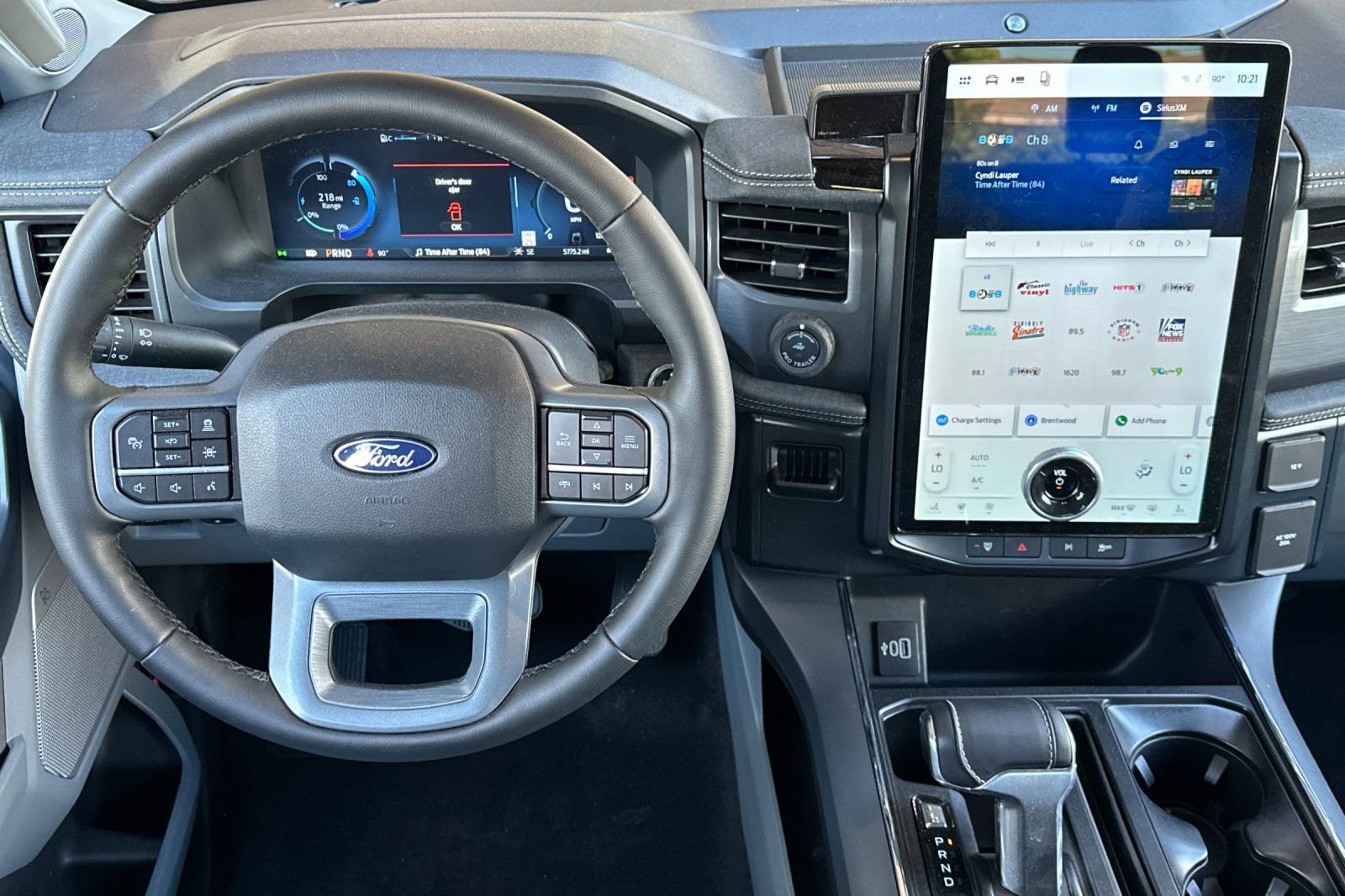 Used 2025 Ford F150 Lightning Flash image 12