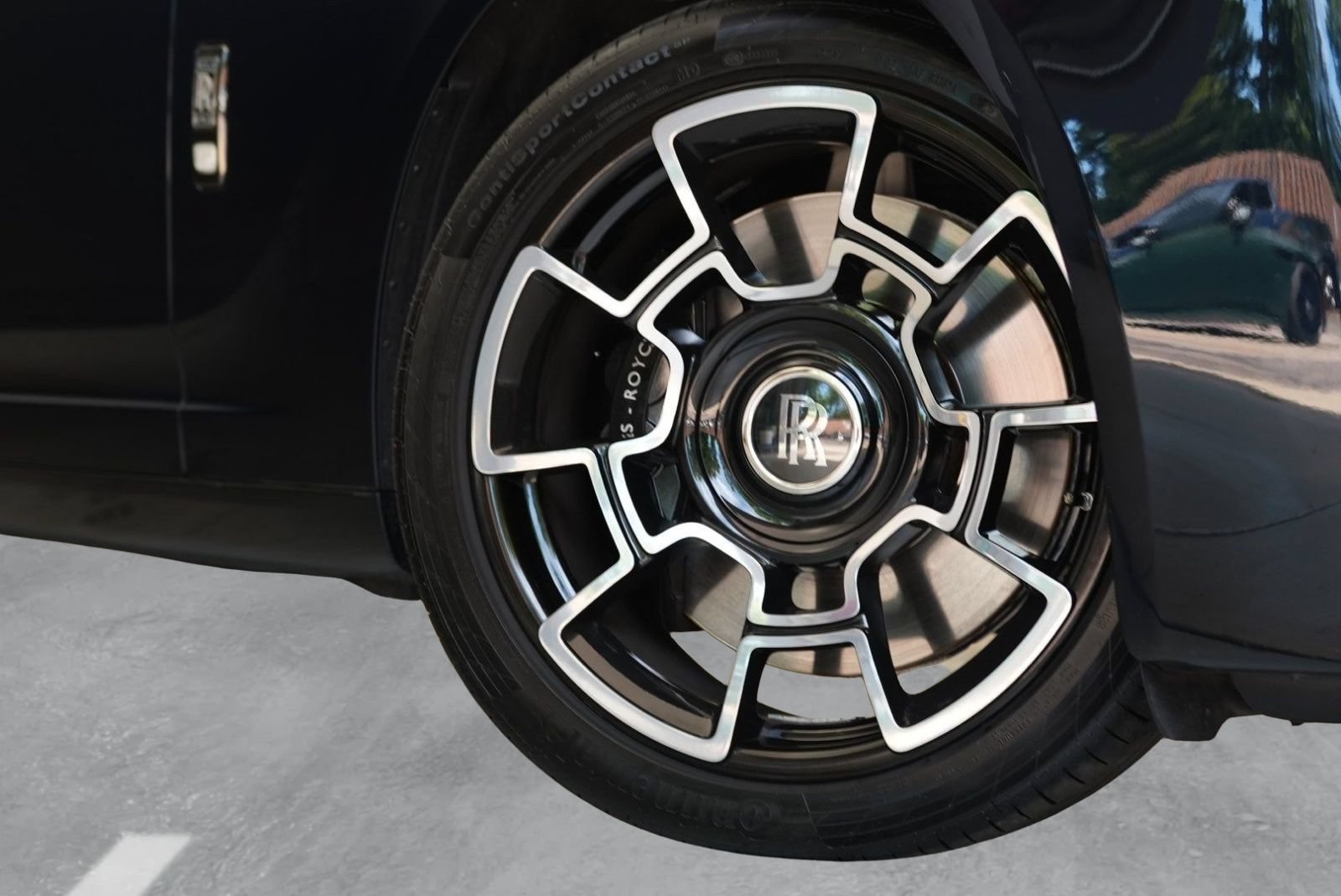 Certified 2020 Rolls-Royce Ghost RWD image 5