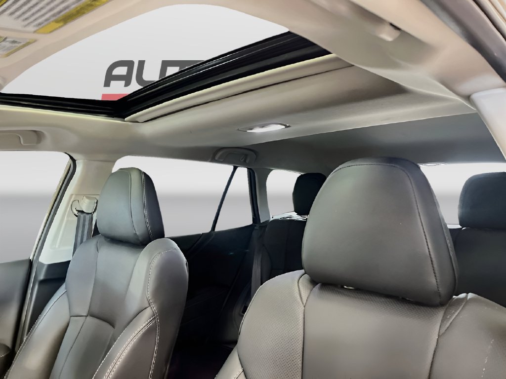 Used 2025 Subaru Outback Limited AWD/4WD image 23