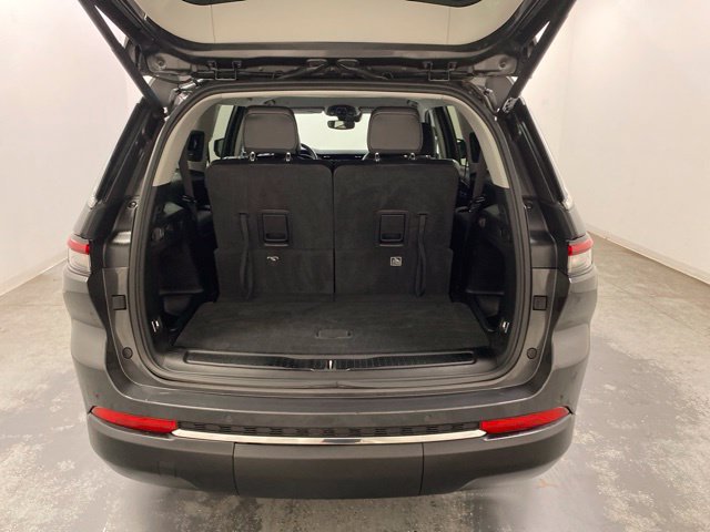 Used 2022 Jeep Grand Cherokee L Limited AWD/4WD image 30
