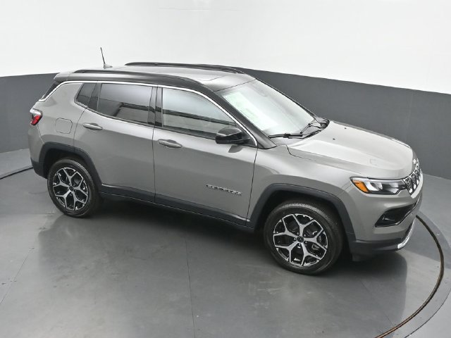 New 2026 Jeep Compass Limited w/ Sun, Sound & Navigation Group AWD/4WD image 42