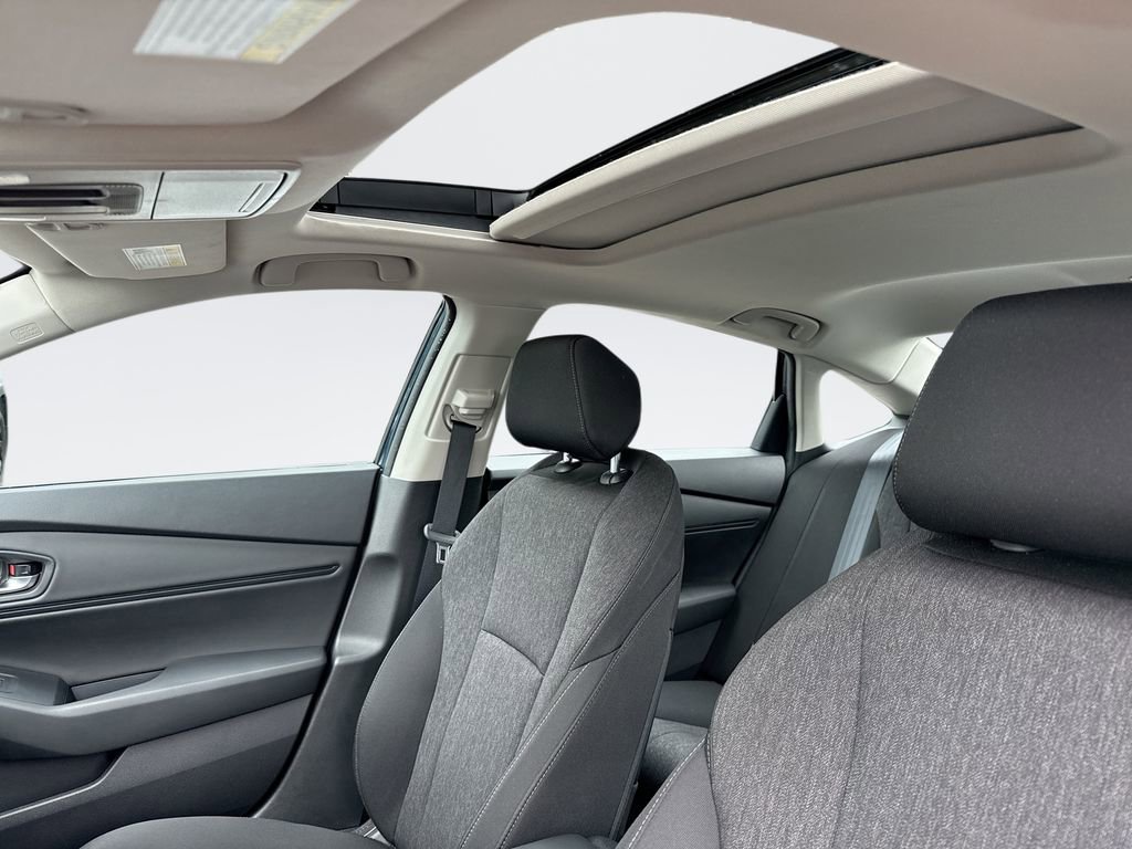 Used 2025 Honda Accord SE image 16