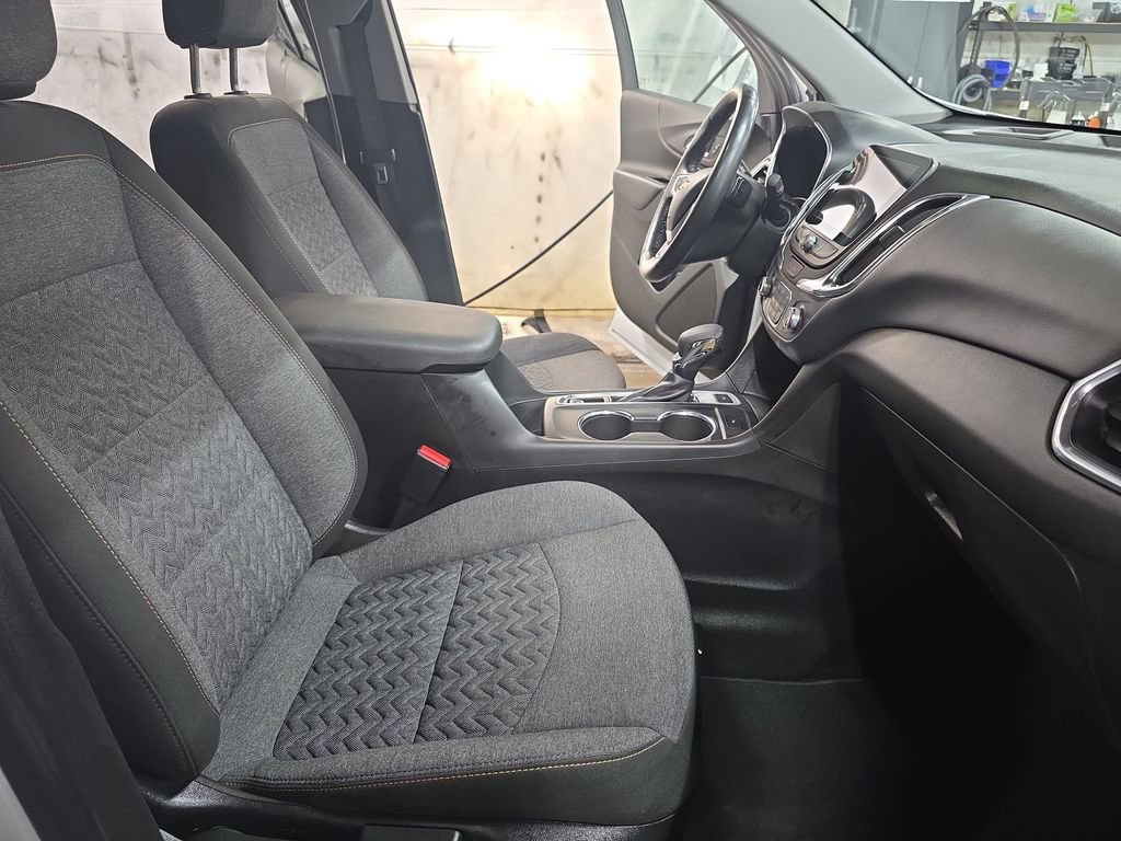 Used 2022 Chevrolet Equinox LT image 10