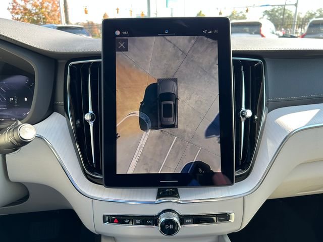 New 2026 Volvo XC60 B5 Ultra w/ Climate Package image 25