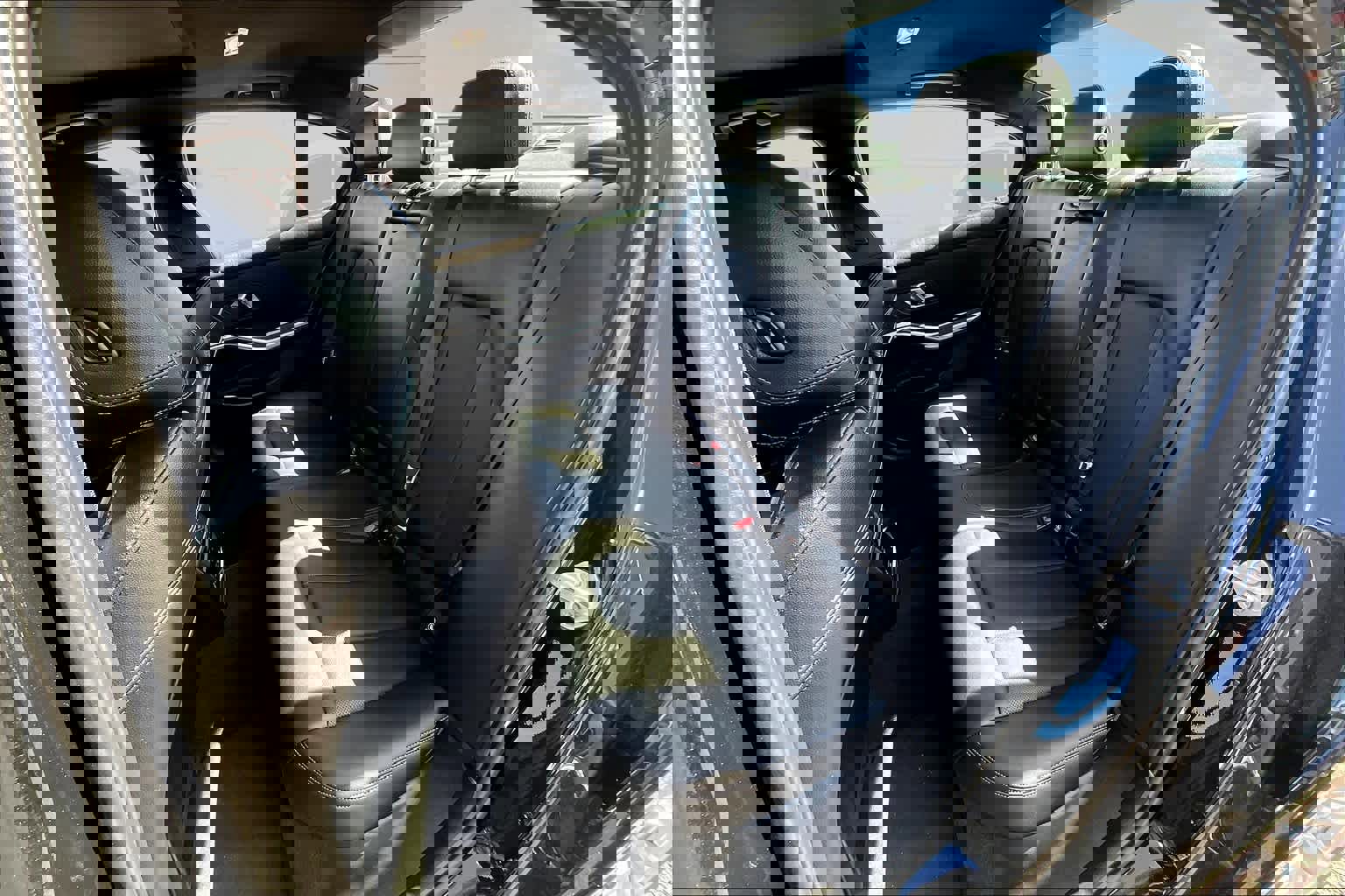 Used 2024 BMW 330i xDrive 330i xDrive w/ Convenience Package image 11