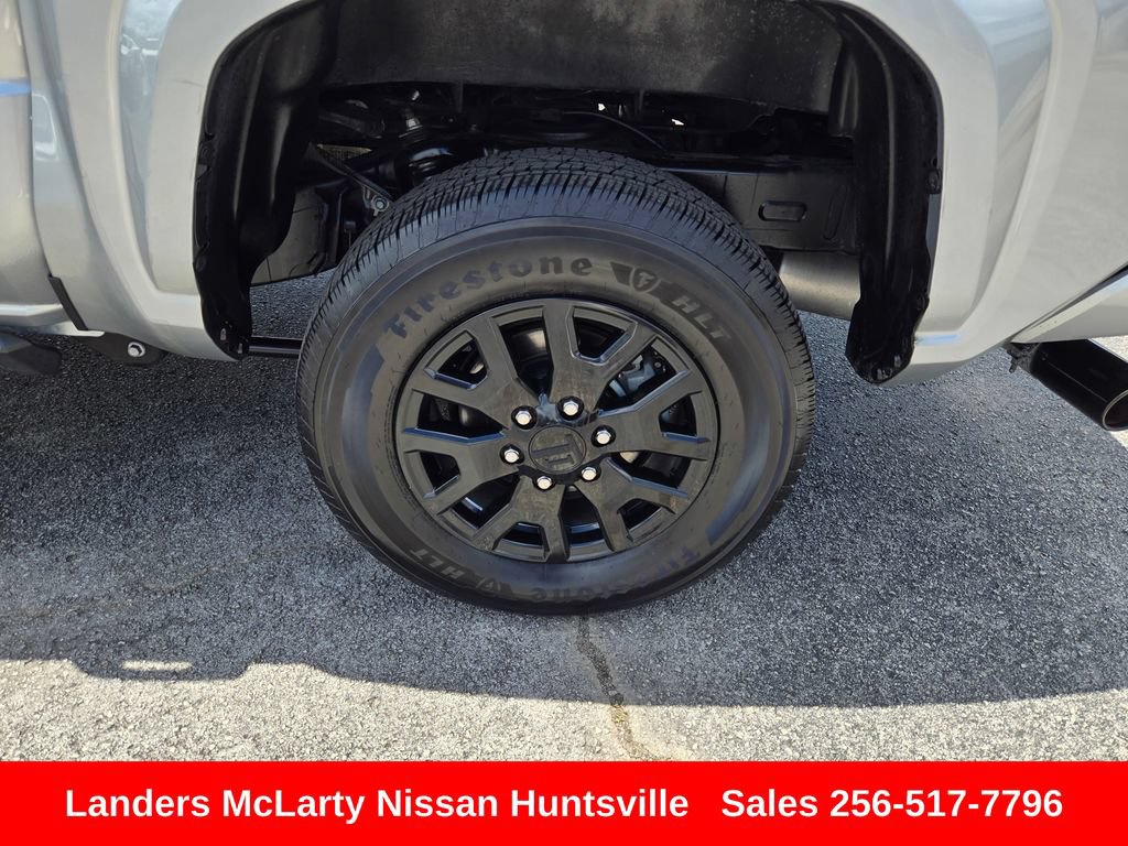 Used 2024 Toyota Tacoma SR5 AWD/4WD image 12