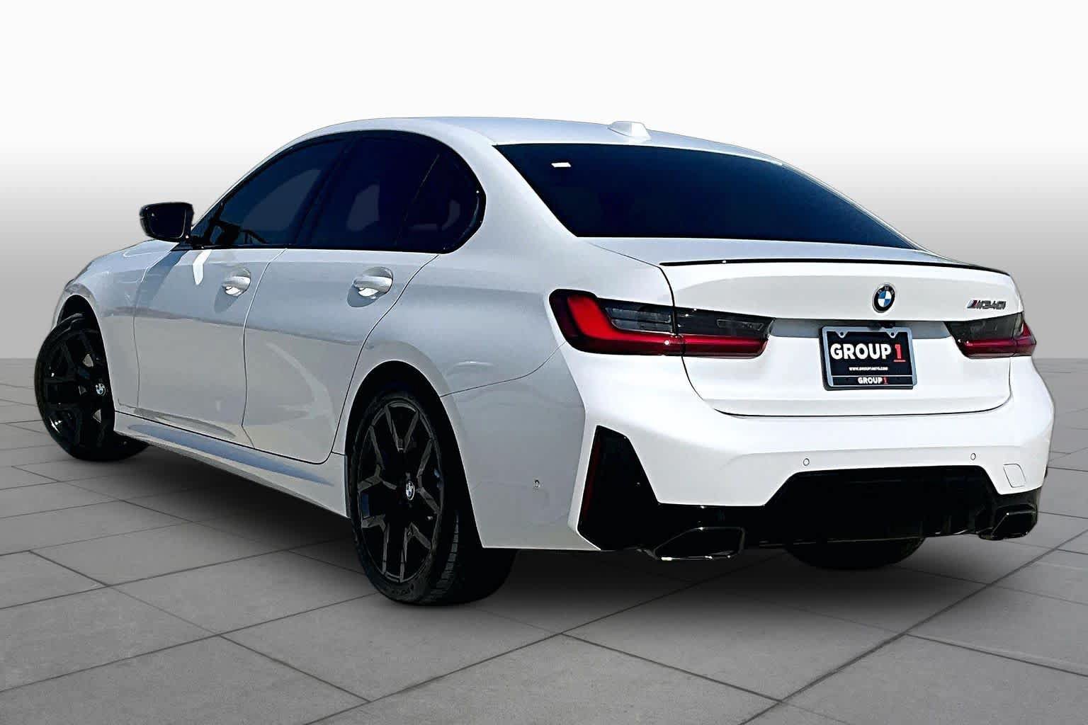 Used 2025 BMW M340i w/ Premium Package RWD image 11