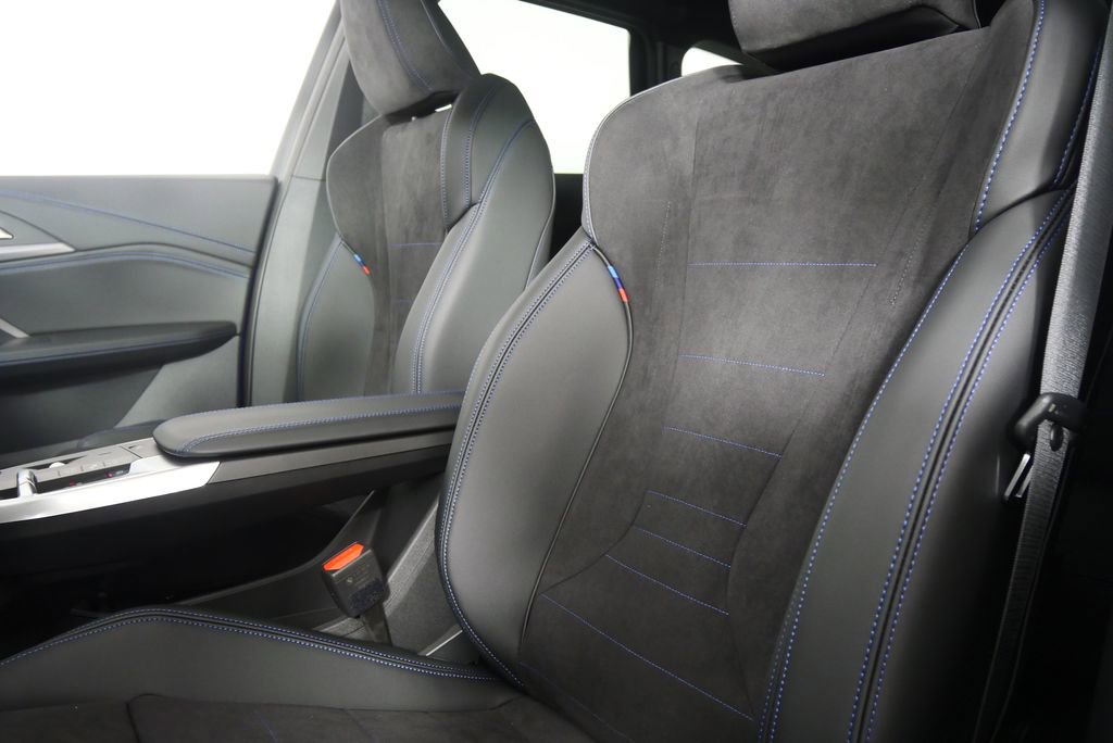 Used 2025 BMW X1 xDrive28i w/ M Sport Package AWD/4WD image 10