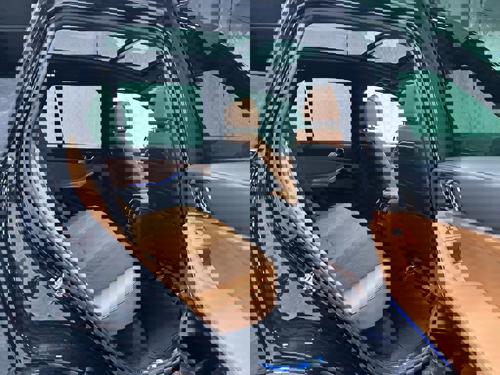 Used 2026 BMW X5 xDrive50e image 50