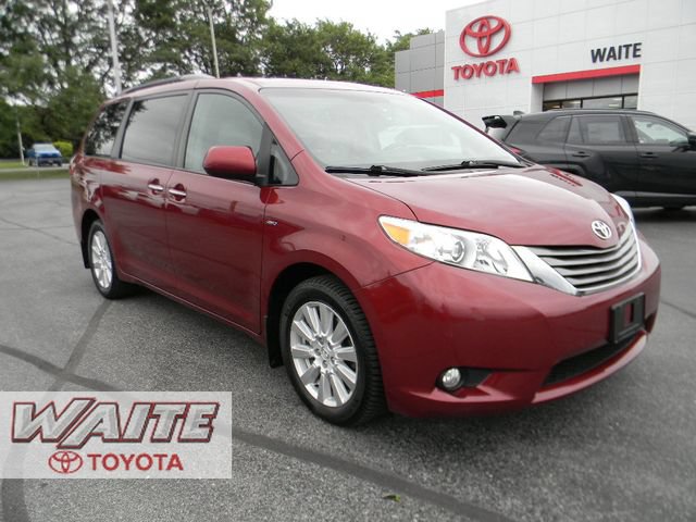 Used 2017 Toyota Sienna XLE w/ XLE Navigation Package