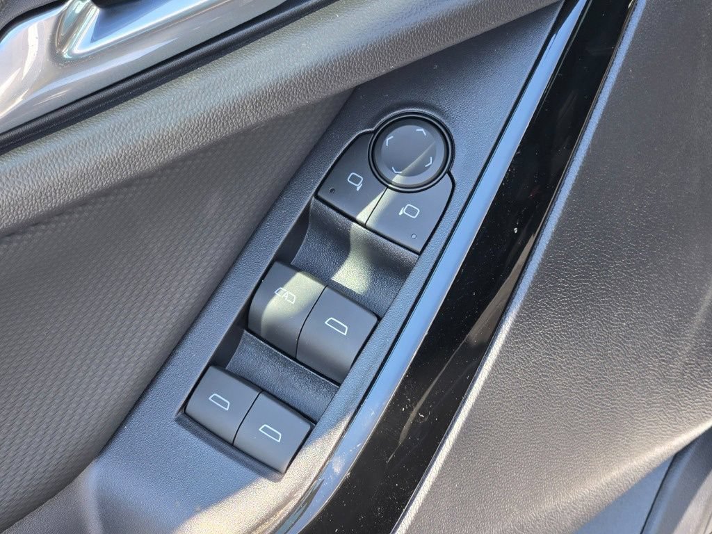 New 2027 Chevrolet Equinox LT FWD image 19