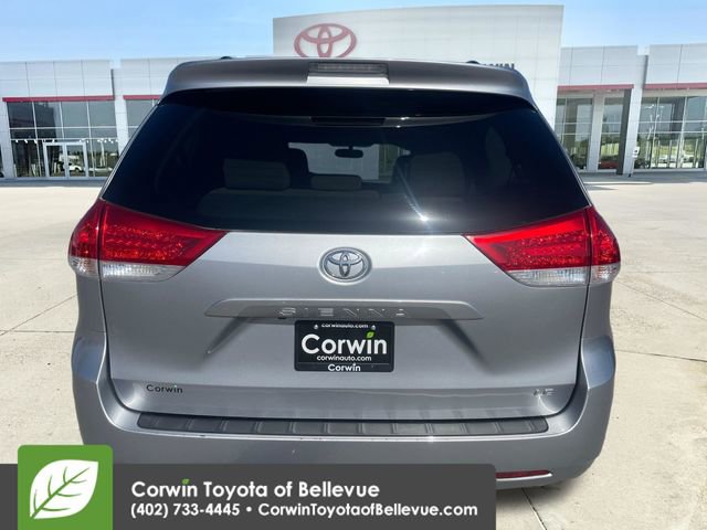 Used 2011 Toyota Sienna LE w/ Towing Pkg image 4
