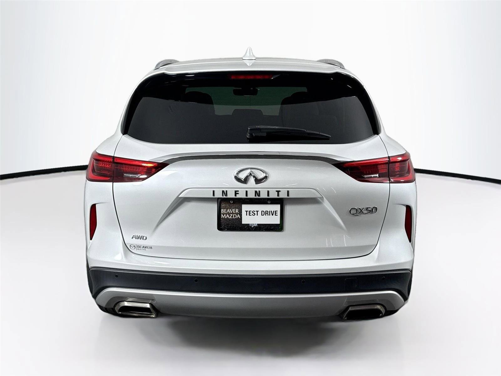 Used 2023 INFINITI QX50 Sensory image 12