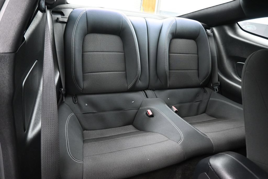 Used 2016 Ford Mustang Coupe RWD image 36