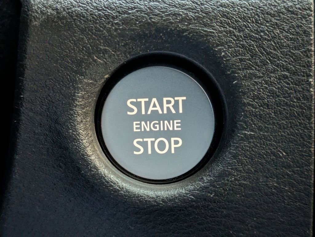 Used 2022 Nissan Frontier SV w/ Technology Package image 22