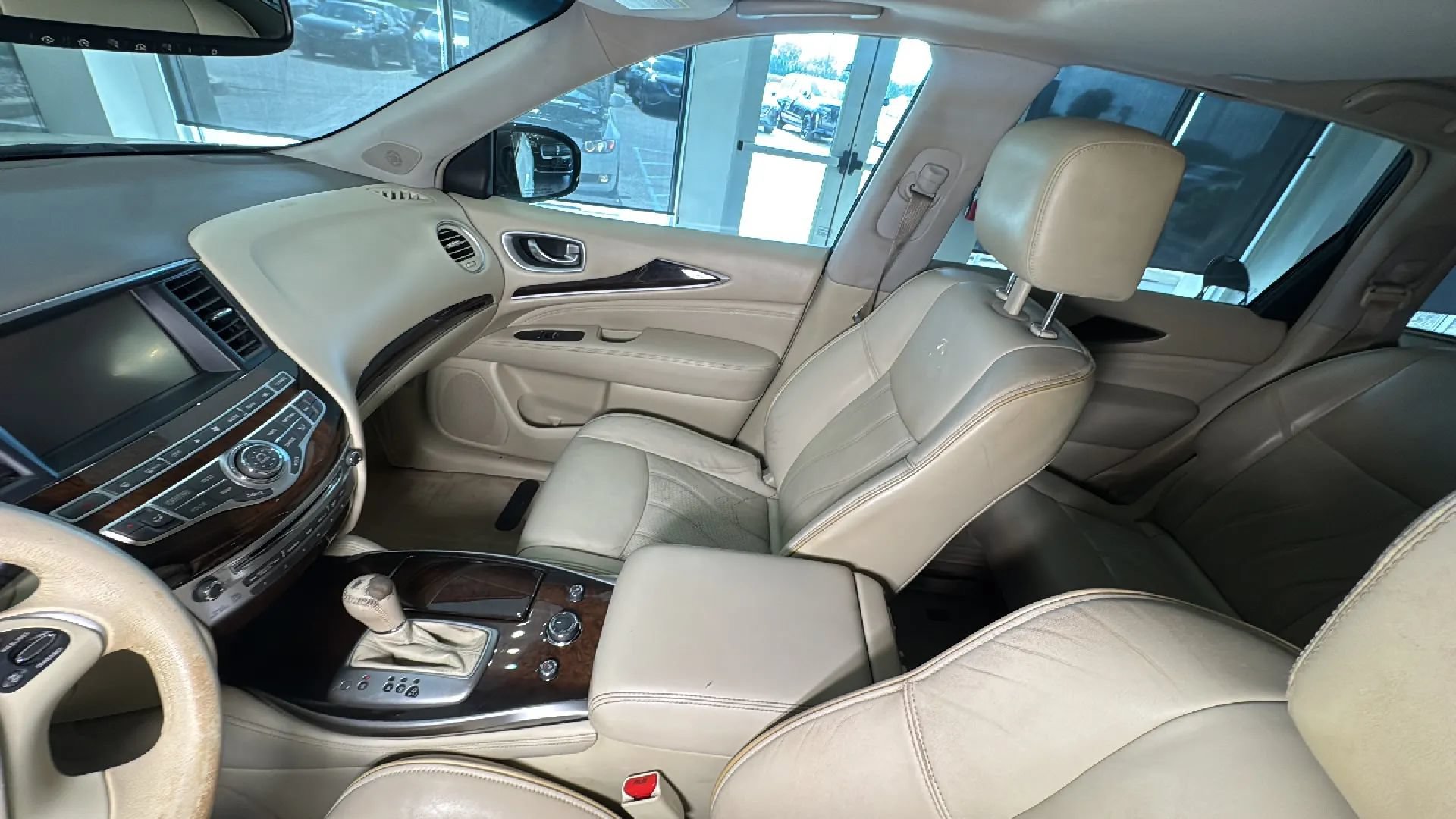 Used 2014 INFINITI QX60 FWD w/ Premium Plus Package image 25
