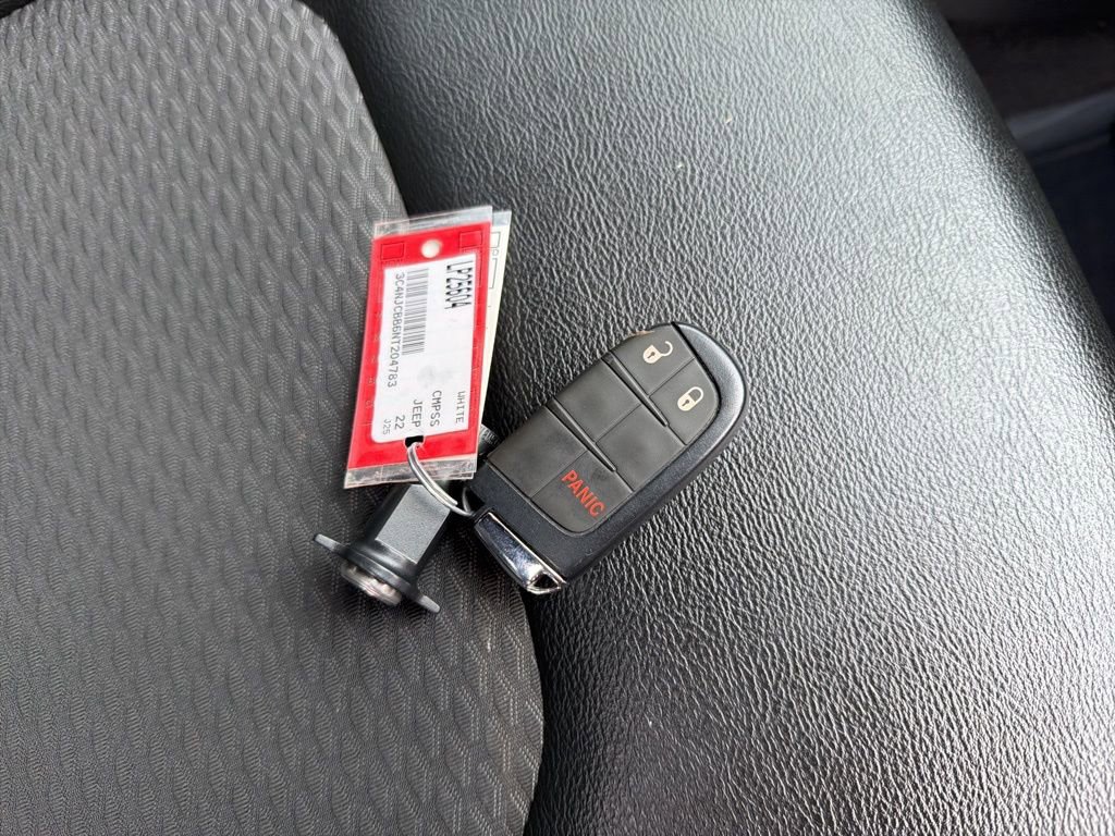 Used 2022 Jeep Compass Altitude image 31