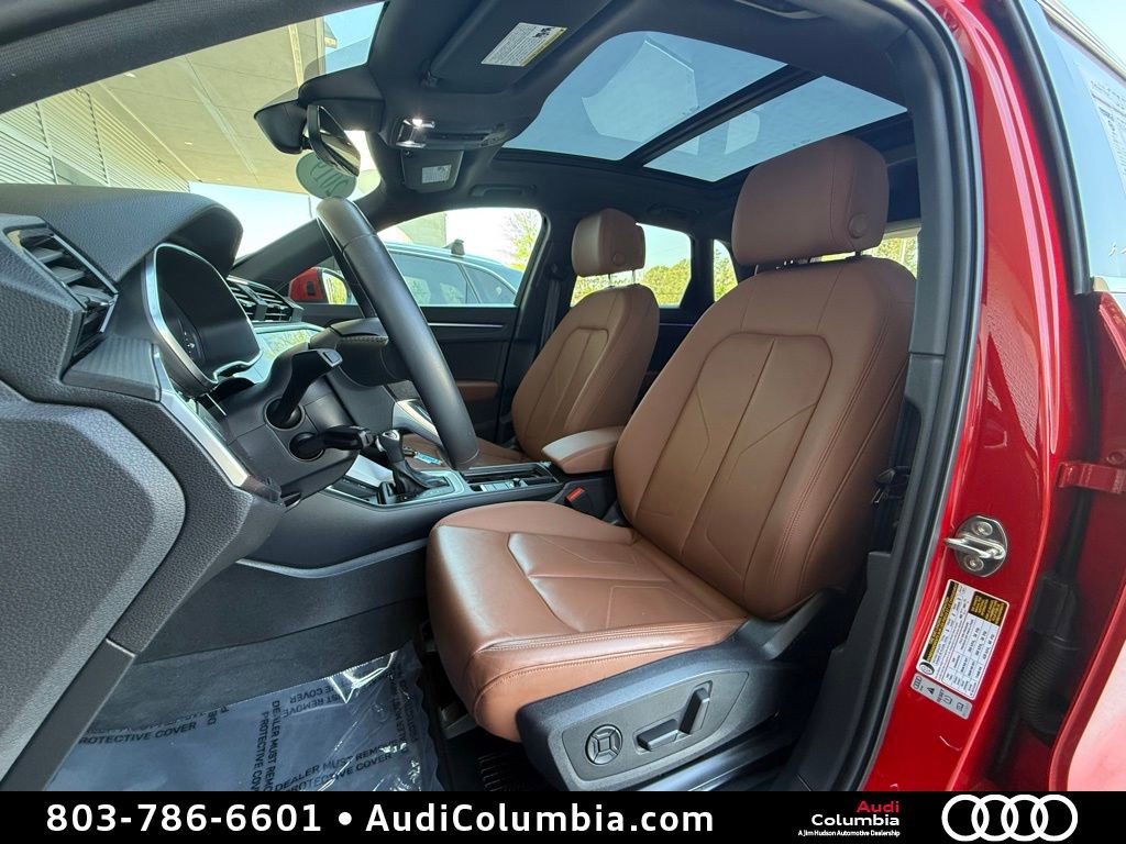 Used 2019 Audi Q3 2.0T Prestige w/ Prestige Package image 5