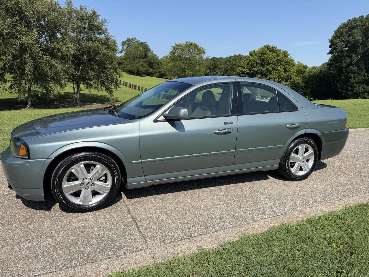 Used 2006 Lincoln LS