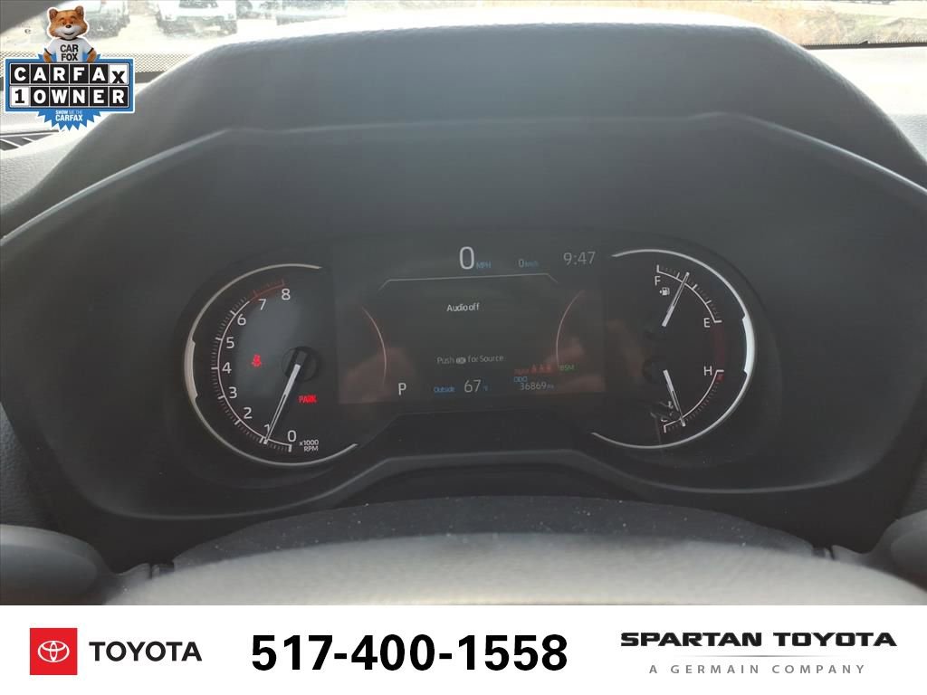 Used 2025 Toyota RAV4 XLE image 19
