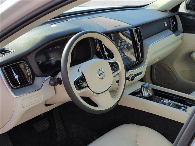 Used 2025 Volvo XC60 T8 Plus w/ Protection Package Premier AWD/4WD image 10