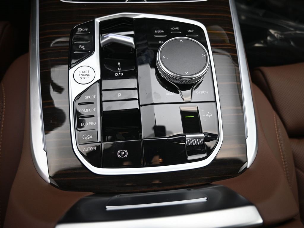 New 2026 BMW X7 xDrive40i image 14