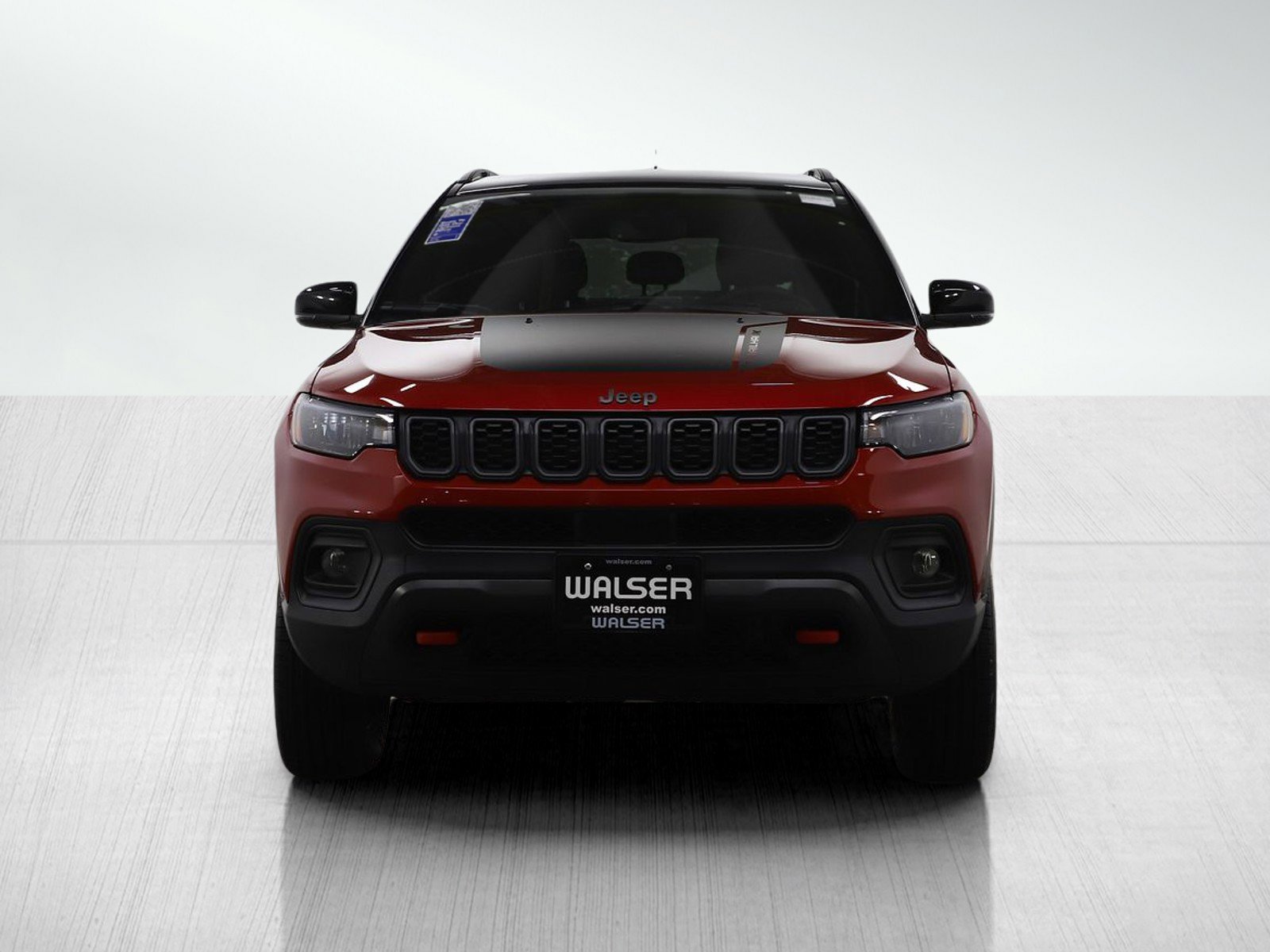 Used 2025 Jeep Compass Trailhawk image 8