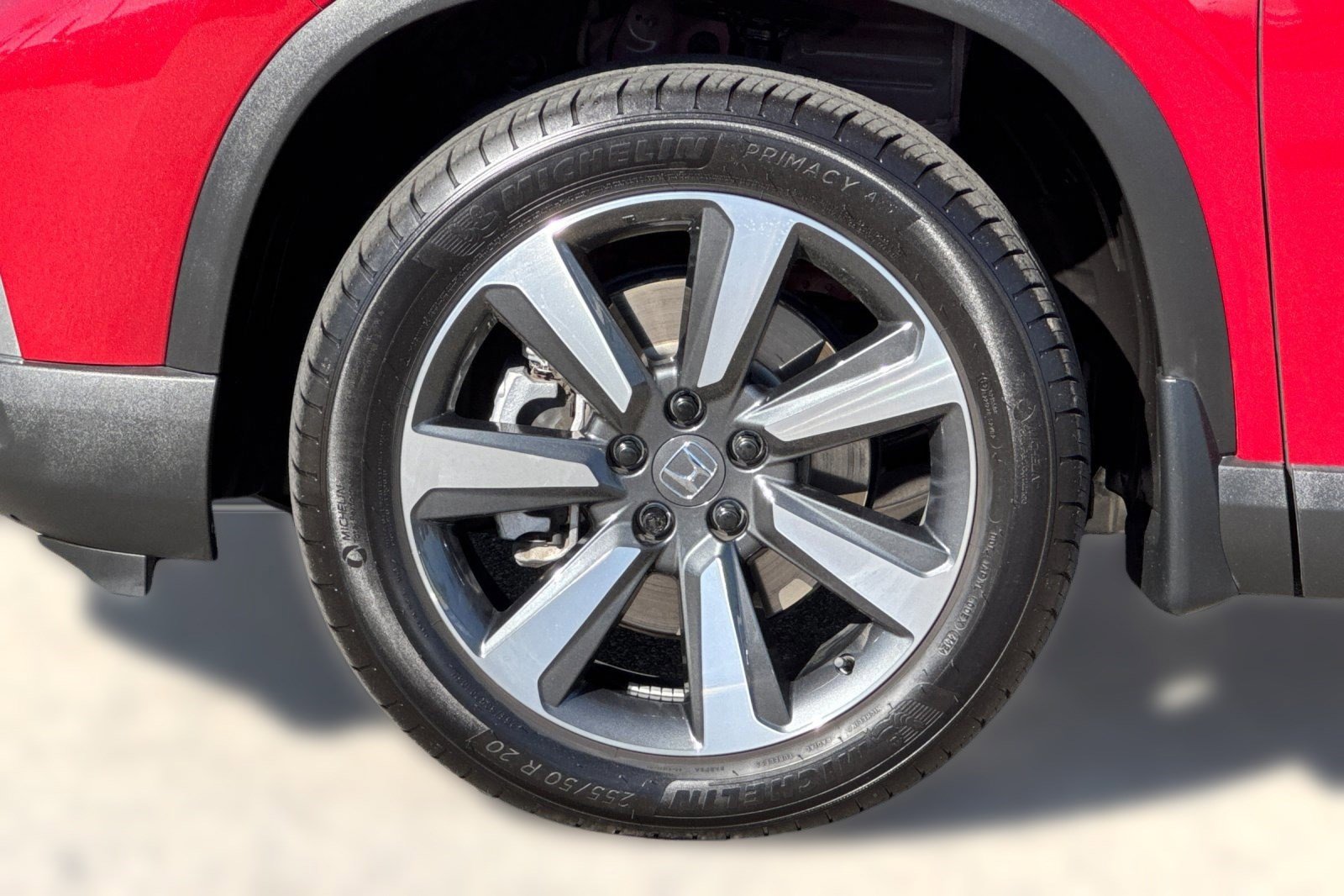 Certified 2025 Honda Pilot Touring image 11